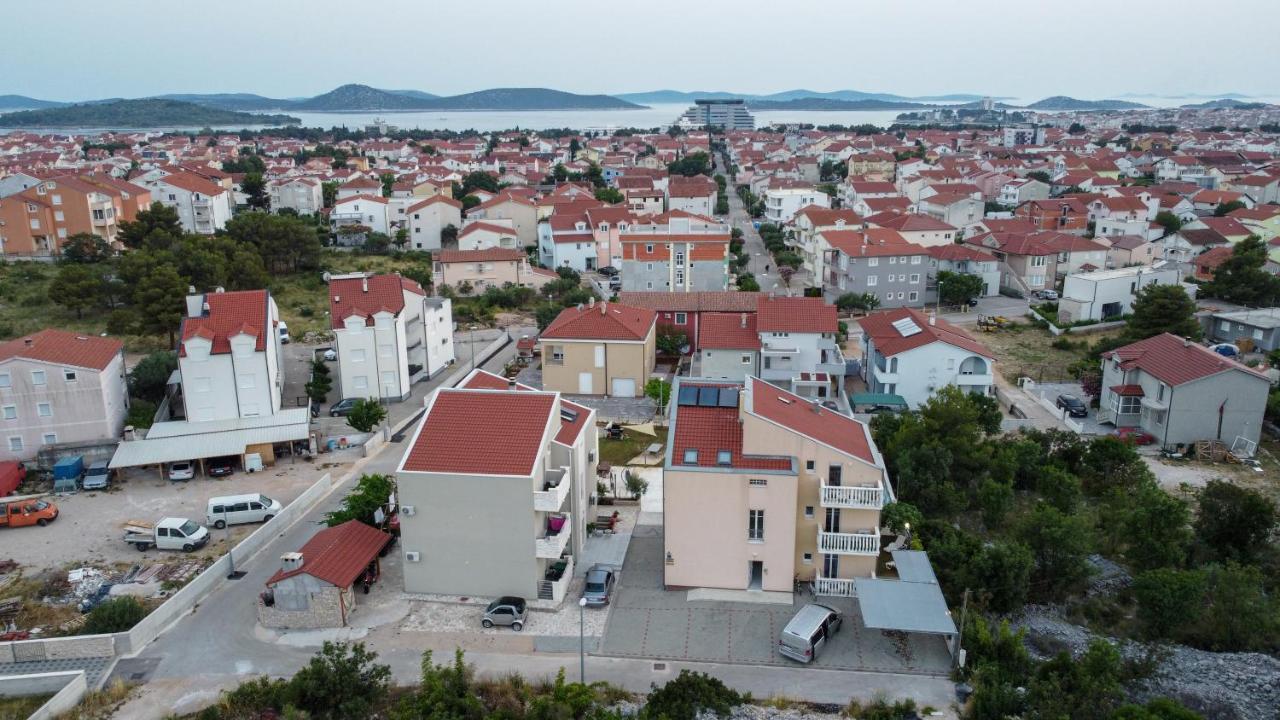 Apartmani Ivan V Relax Vodice Exterior photo